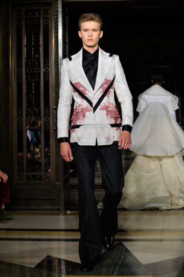 lfw-ss17-malan-breton-krish-nagari-the-upcoming-25