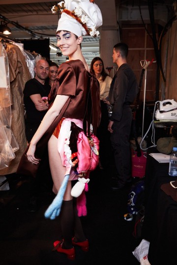 LFW AW17 - Central Saint Martin backstage - Ambra Vernuccio - The Upcoming - 21