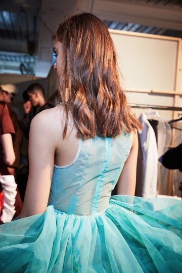 LFW AW17 - Central Saint Martin backstage - Ambra Vernuccio - The Upcoming - 24