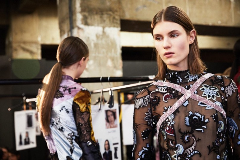 LFW AW17 - Erdem backstage - Ambra Vernuccio - The Upcoming - 42