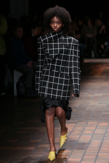 LFW AW17 - Marques'Almeida - Kimberley Archer - The Upcoming-16
