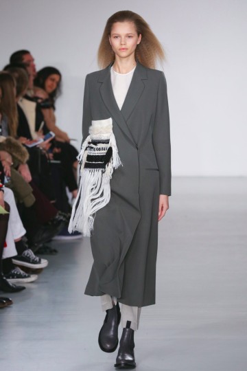 LFW AW17 - Ports 1961 - Kimberley Archer - The Upcoming-18