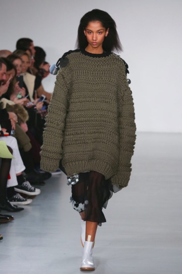 LFW AW17 - Ports 1961 - Kimberley Archer - The Upcoming-27
