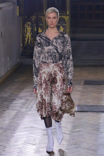 LFW AW17 - Sharon Wauchob - Krish Nagari - The Upcoming-12