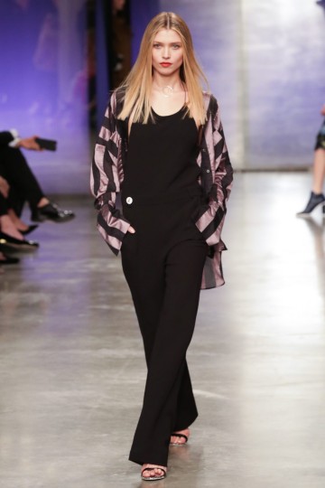 LFW AW17 - Topshop Unique - Kimberley Archer - The Upcoming-25