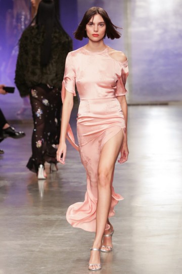 LFW AW17 - Topshop Unique - Kimberley Archer - The Upcoming-34