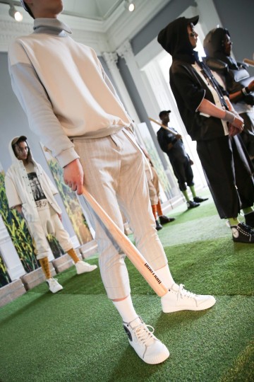 LFWM SS18 - Michiko Koshino - Kimberley Archer - The Upcoming-34