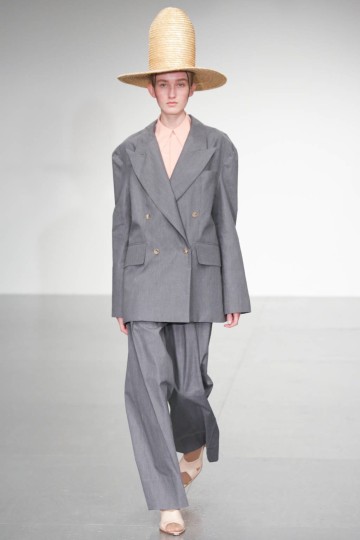 LFW SS18 - A.W.A.K.E - Kimberley Archer - The Upcoming -13