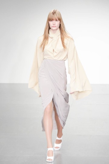 LFW SS18 - A.W.A.K.E - Kimberley Archer - The Upcoming -22