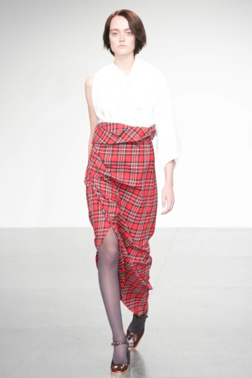 LFW SS18 - A.W.A.K.E - Kimberley Archer - The Upcoming -30