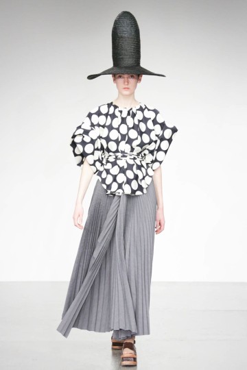 LFW SS18 - A.W.A.K.E - Kimberley Archer - The Upcoming -37