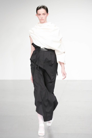 LFW SS18 - A.W.A.K.E - Kimberley Archer - The Upcoming -42