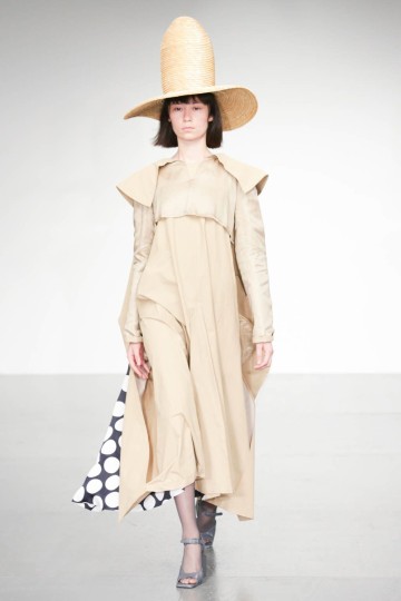 LFW SS18 - A.W.A.K.E - Kimberley Archer - The Upcoming -46