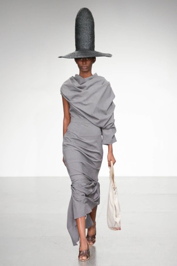 LFW SS18 - A.W.A.K.E - Kimberley Archer - The Upcoming -50