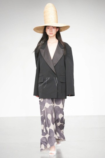 LFW SS18 - A.W.A.K.E - Kimberley Archer - The Upcoming -51