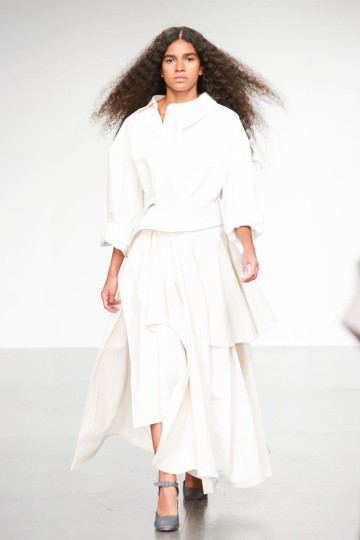 LFW SS18 - A.W.A.K.E - Kimberley Archer - The Upcoming -53