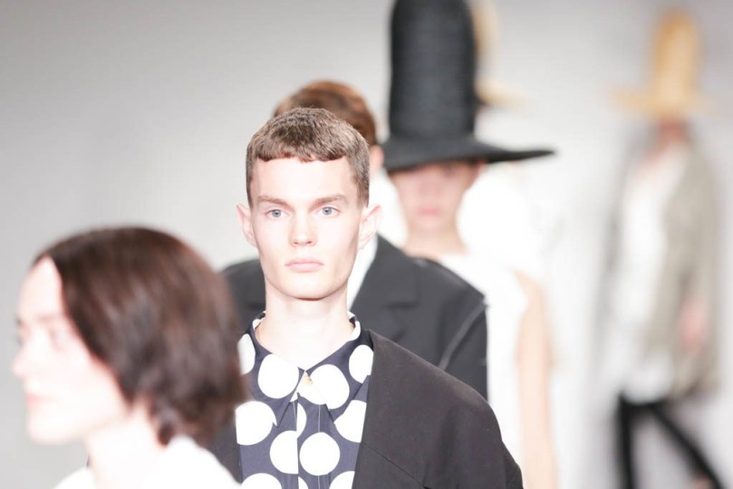 LFW SS18 - A.W.A.K.E - Kimberley Archer - The Upcoming -57