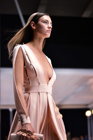 LFW SS18 - Ralph and Russo - The Upcoming -110