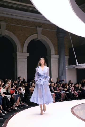 LFW SS18 - Ralph and Russo - The Upcoming -23