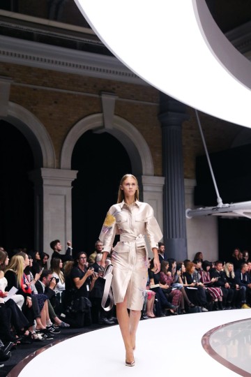 LFW SS18 - Ralph and Russo - The Upcoming -32