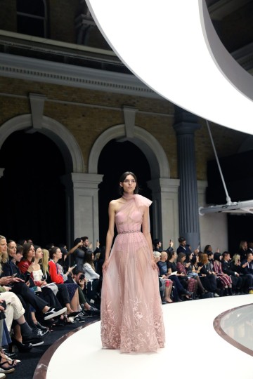 LFW SS18 - Ralph and Russo - The Upcoming -45