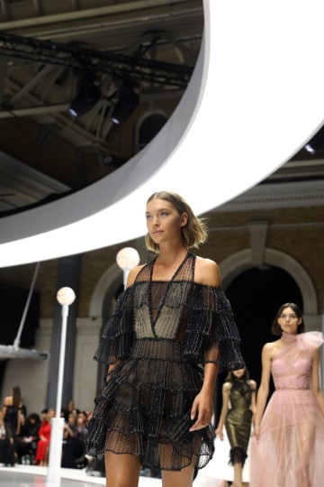 LFW SS18 - Ralph and Russo - The Upcoming -46