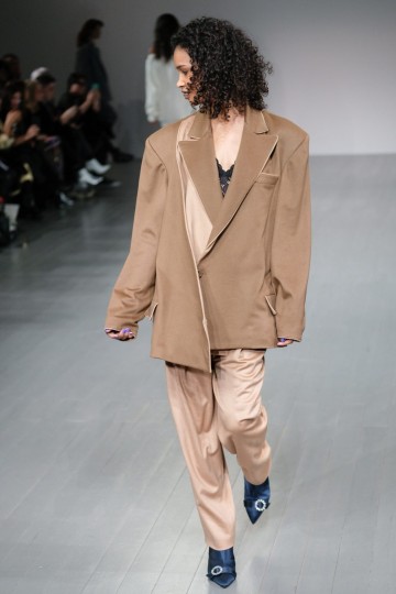 LFW AW18 - Day 1 - Marta Jakubowski - Krisztian Pinter - The Upcoming -9