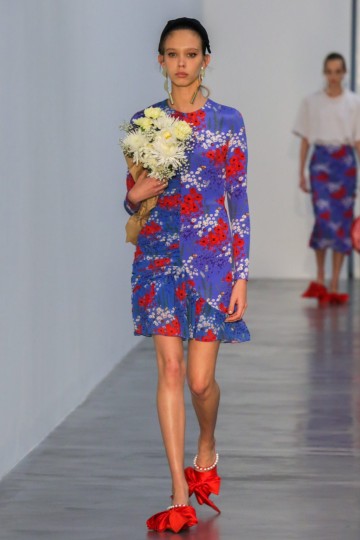 LFW AW18 - Mother of Pearl - Kimberley Archer - The Upcoming-16
