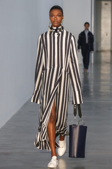 LFW AW18 - Mother of Pearl - Kimberley Archer - The Upcoming-24