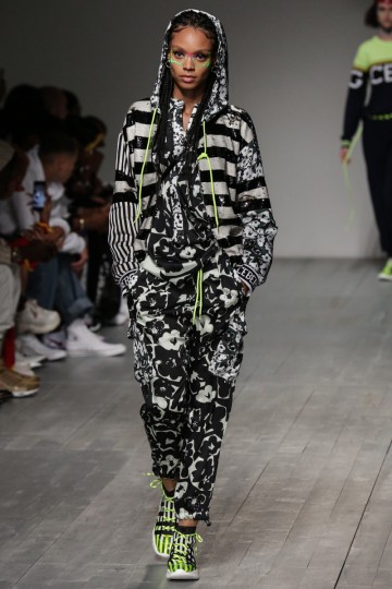 LFWM SS19 Iceberg - Kimberley Archer-31 web res_