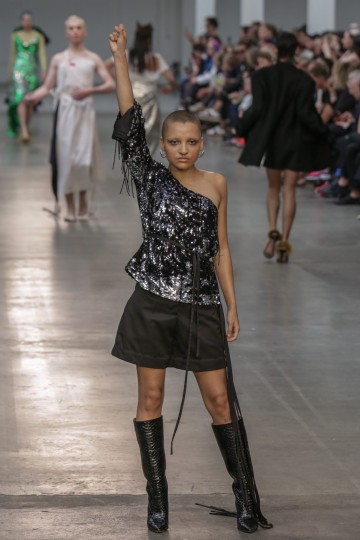 LFWM SS19 - Man - Kimberley Archer - The Upcoming-50