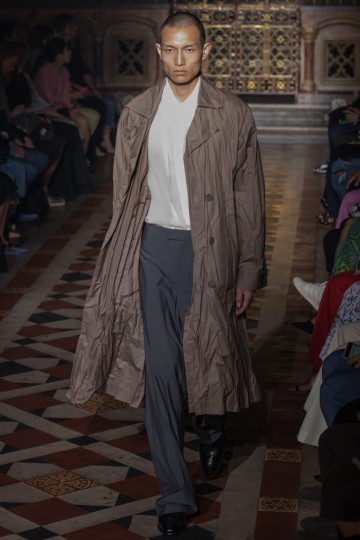 LFWM SS19 - Sharon Wauchob - Kimberley Larmouth - The Upcoming-21