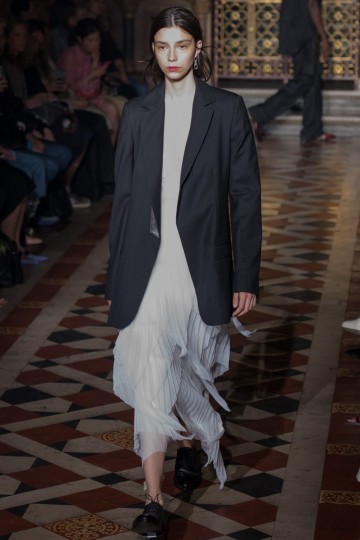 LFWM SS19 - Sharon Wauchob - Kimberley Larmouth - The Upcoming-39