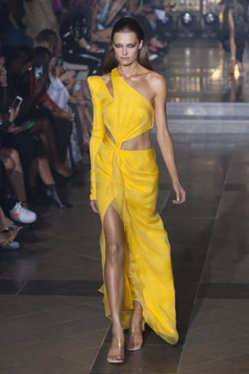 LFW SS19 - Julien Macdonald - Huw Jenkins - The Upcoming-11