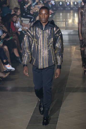 LFW SS19 - Julien Macdonald - Huw Jenkins - The Upcoming-19