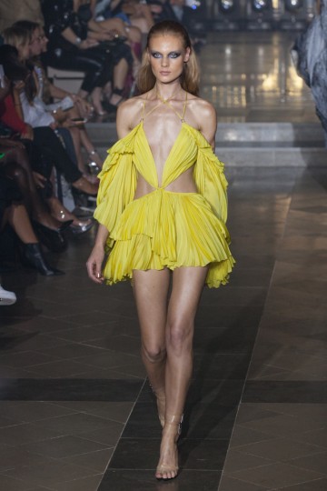 LFW SS19 - Julien Macdonald - Huw Jenkins - The Upcoming-21
