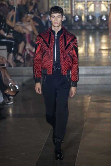 LFW SS19 - Julien Macdonald - Huw Jenkins - The Upcoming-27
