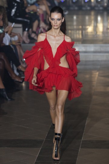 LFW SS19 - Julien Macdonald - Huw Jenkins - The Upcoming-30