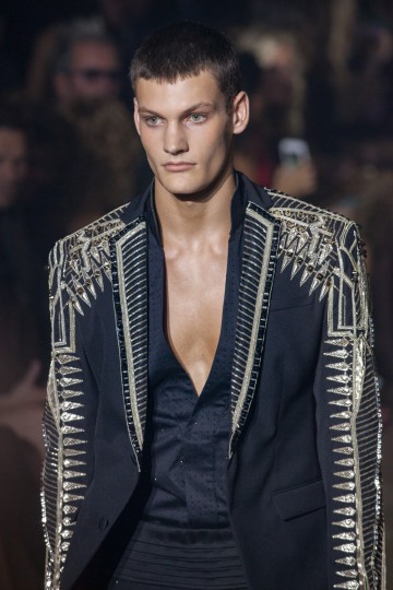 LFW SS19 - Julien Macdonald - Huw Jenkins - The Upcoming-33
