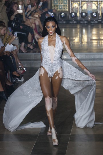 LFW SS19 - Julien Macdonald - Huw Jenkins - The Upcoming-48
