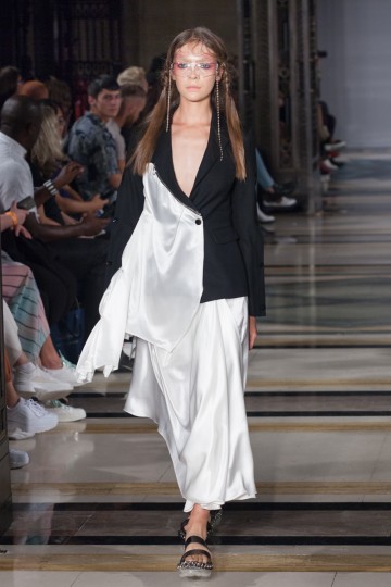 LFW SS19 - Lunyee - Huw Jenkins - The Upcoming-19