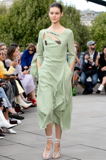 LFW SS19 - Roland Mouret - Kimberley Archer - The Upcoming-14
