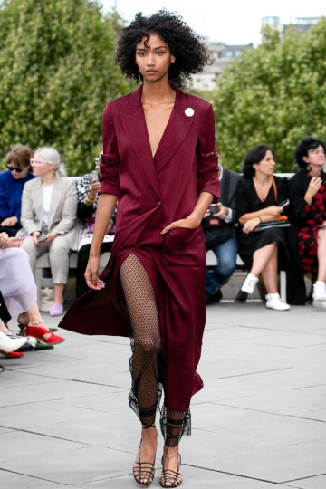 LFW SS19 - Roland Mouret - Kimberley Archer - The Upcoming-3