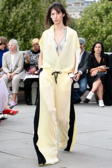 LFW SS19 - Roland Mouret - Kimberley Archer - The Upcoming-37