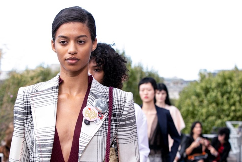 LFW SS19 - Roland Mouret - Kimberley Archer - The Upcoming-46