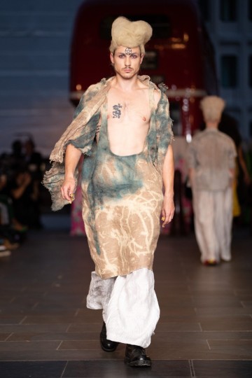 London Fashion Week Spring Summer 2019  - Vin + Omi