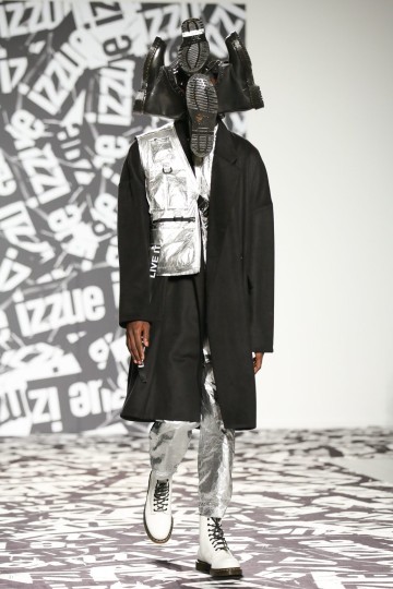LFW AW19 - Izzue - Kimberley Archer - The Upcoming-43