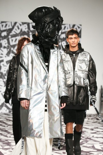 LFW AW19 - Izzue - Kimberley Archer - The Upcoming-7