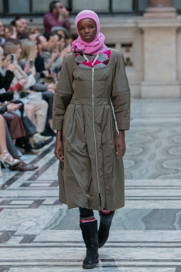 LFW AW19 - Molly Goddard - Kimberley Larmouth - THE UPCOMING-18