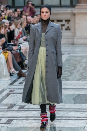 LFW AW19 - Molly Goddard - Kimberley Larmouth - THE UPCOMING-7